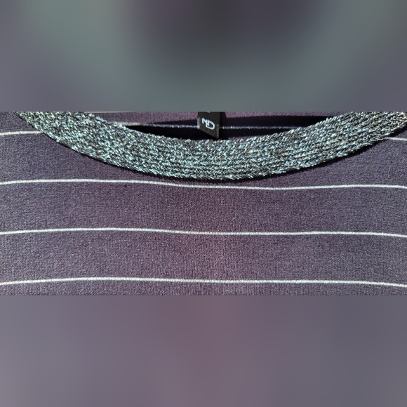 EUC New Directions Petite Striped Top - Picture 6 of 7